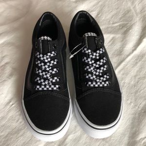 Vans Kids 13 canvas black skateboard shoes